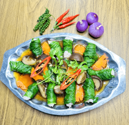 THÁC LÁC HẤP CẢI XANH