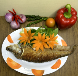 THÁC LÁC NGUYÊN CON CHIÊN GIÒN