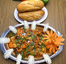 BAO TỬ SỐT TIÊU + BÁNH MÌ